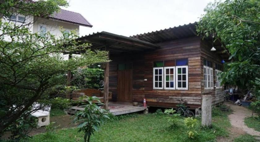 Oyo 1155 Bikers House And Enduro Tours Chiang Mai Hotel Kültér fotó