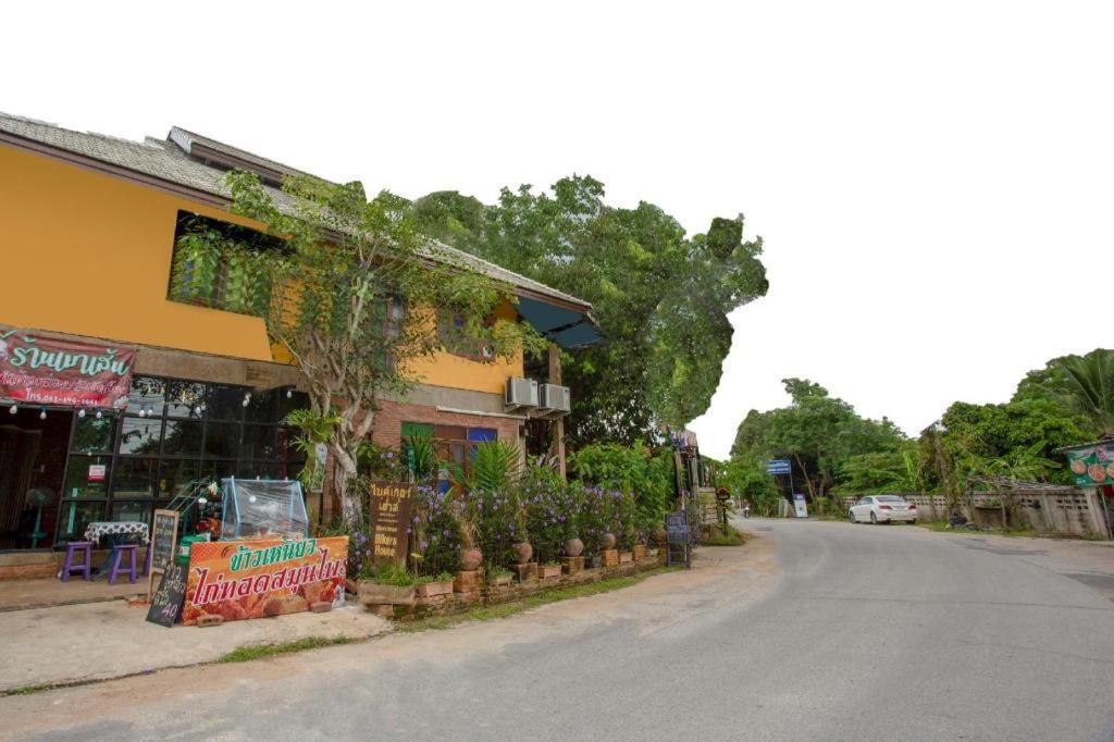 Oyo 1155 Bikers House And Enduro Tours Chiang Mai Hotel Kültér fotó